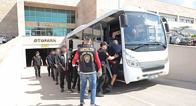 Aranan şahıslara yönelik yapılan çalışmalarda 135 kişi yakalandı