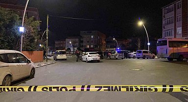 Arnavutköy'de muhtarlık seçimlerinde 2 ayrı adayı destekleyen akrabalar arasında silahlı çatışma