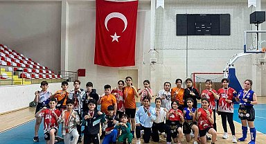 Avcılar Belediyesi Spor Kulübü madalyaya doymuyor