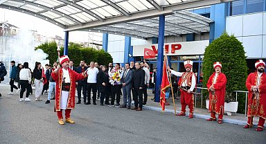 Avrupa şampiyonu Havvanur'a Trabzon'da görkemli karşılama