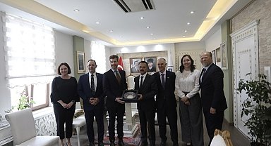 Avustralya ve Yeni Zelanda heyetleri Vali Aktaş'ı ziyaret etti