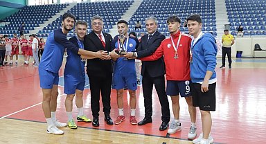Ayak Tenisi Takımı'ndan Türkiye Şampiyonasında ikincilik