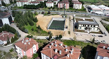 Ayazma'da çocuklar için yeni saha inşa ediliyor