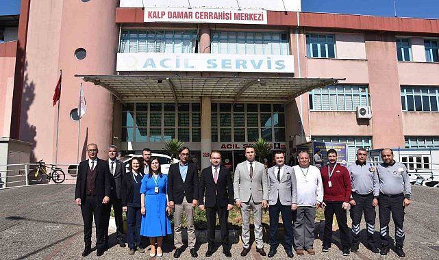 Aydın İl Sağlık Müdürü Şenkul sağlık personelinin bayramını kutladı