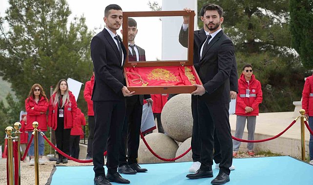 Bakan Bak, "Sınırlarımızda ve sınır ötesinde nöbet bekleyen kahramanlar yalnız bugünün değil bir yandan istikbalin de derdindedir"