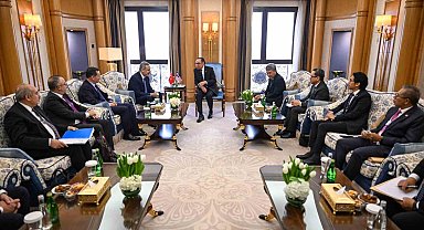 Bakan Fidan, Malezya Başbakanı İbrahim ile görüştü