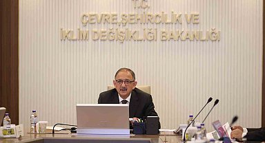 Bakan Özhaseki: "Yıl sonuna kadar 200 bin deprem konutunu teslim edeceğiz"