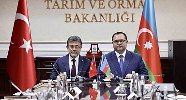Bakan Yumaklı, Azerbaycan Tarım Bakanı Memmedov ile bir araya geldi