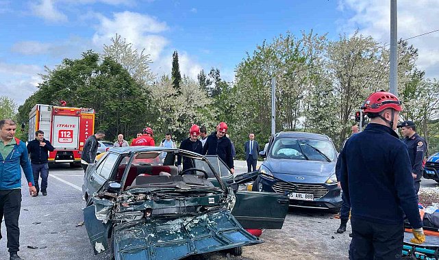 Balıkesir'de trafik kazası: 1 ölü 5 yaralı