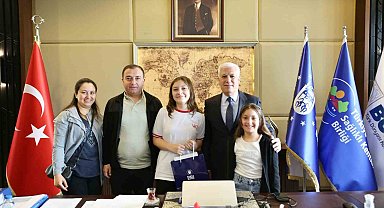 Başarılı çocuklar ödüllendirildi
