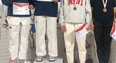 Başarılı sporcu gümüş madalyası ile döndü