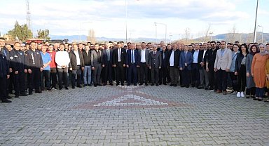 Başkan Akel personel ile bayramlaştı