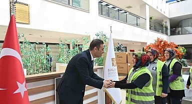 Başkan Akın, Büyükşehir personeliyle bayramlaştı