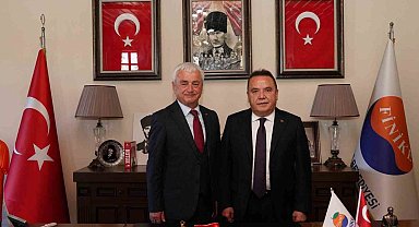 Başkan Geyikçi: "Alanya'dan Kaş'a kadar büyük bir başarı yakalamış bulunuyoruz"