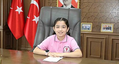 Başkan Güler'in koltuğuna Nehir Çağla oturdu