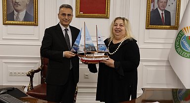 Başkan Kurnaz: "Kapımız da gönlümüz de milletimize hep açık olacak"