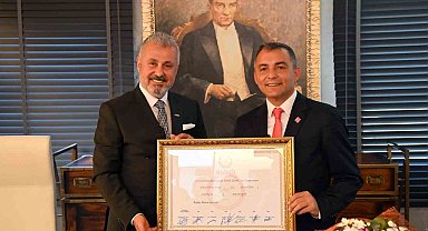 Başkan Niyazi Nefi Kara görevi teslim aldı
