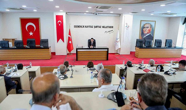 Başkan Önal muhtarlarla buluştu: "Her vatandaşımızın sesine kulak vereceğiz"