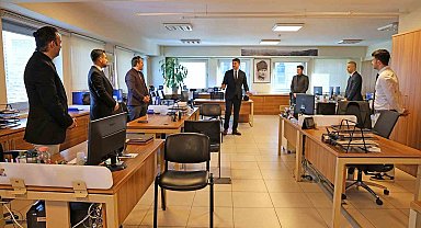 Başkan Onursal Adıgüzel, belediye çalışanlarıyla bayramlaştı