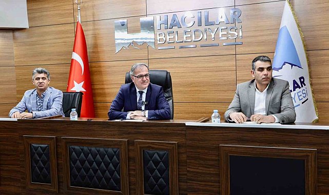 Başkan Özdoğan muhtarlarla istişare toplantısı yaptı