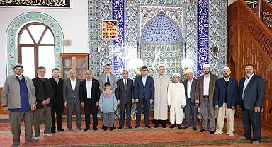 Başkan Tombaş vatandaşlarla bayramlaştı