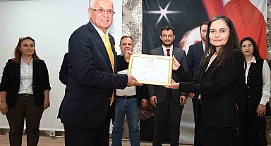 Başkan Topaloğlu mazbatasını aldı