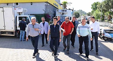 Başkan Ünlü sanayi sitesindeki esnaflarla buluştu