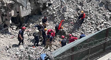 Başkent'te göçük altında kalan işçi hayatını kaybetti