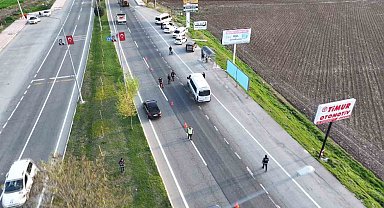 Batman'da minibüs ile sevkiyatı yapılan eroin drone ile takip edildi