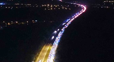 Bayram dönüşünde Düzce'den 96 bin 711 araç geçti