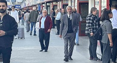 Bayram tatili dönüşü 15 Temmuz Demokrasi Otogarı'nda yoğunluk