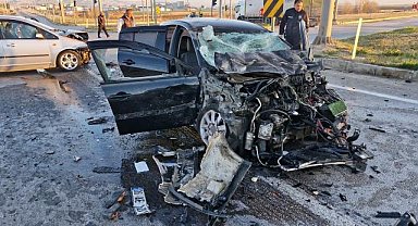 Bayram tatili yolunda zincirleme kaza: 9 yaralı