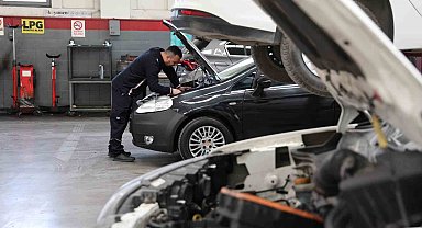 Bayram tatilinde yola çıkacak araç sahiplerine bakım uyarısı