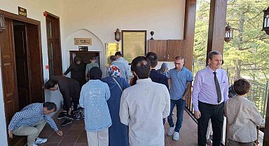 Bayramda binlerce ziyaretçi Bilecik'in tarihi yerlerine akın etti