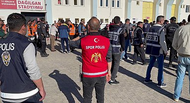 Berabere biten maçta tansiyon yükseldi
