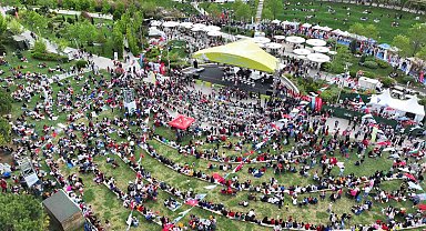 Beylikdüzü'nde 23 Nisan Ulusal Egemenlik ve Çocuk Bayramı coşkuyla kutlandı