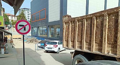 Bilecik'te duyarsız sürücüler trafiğin aksamasına neden oluyor