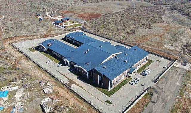 Bingöl Üniversitesi Rektörü Prof. Dr. Çapak: "Hayvan Hastanesi, herhangi bir afet durumunda insanlara hizmet verebilir''