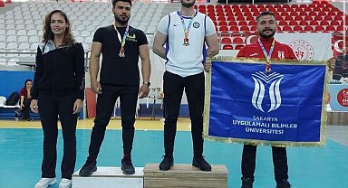 Bir gün önce şampiyonada başarı elde etmişti, ağaca asılı halde bulundu