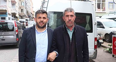 Bir kardeş doğduğu mahallede, diğer kardeş doyduğu mahallede muhtar seçildi