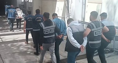 Bir kişinin öldüğü bıçaklı kavgada 7 şüpheli adliyeye sevk edildi