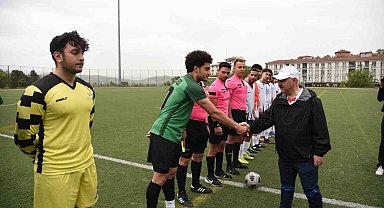 Birimler arası futbol turnuvası başladı