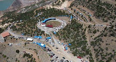Boğalar yeni Yusufeli'nde ilk kez arenaya çıktı