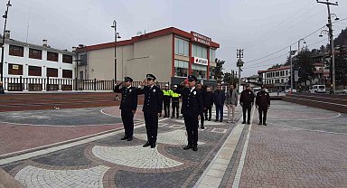 Bolu'da Türk Polis Teşkilatı'nın 179. kuruluş yıl dönümü için çelenk sunma töreni düzenlendi