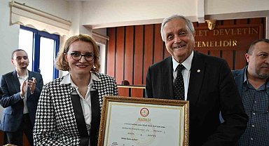 Bozüyük Belediye Başkanı Mehmet Talat Bakkalcıoğlu mazbatasını alarak görevine başladı
