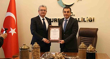 Burdur'un haşhaş helvası coğrafi işaret alarak tescillendi