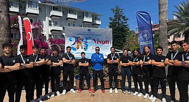 Bursa Büyükşehir Belediyesporlu kanocular Muğla'da 12 madalya 1 kupa kazandı