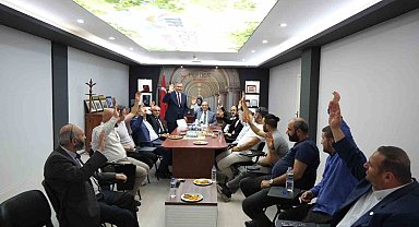 Bursa PERDER'de Haşim Kılıç güven tazeledi