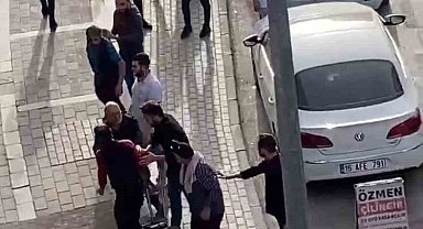 Bursa'da seyyarın satıcılar "yer" kavgası kamerada