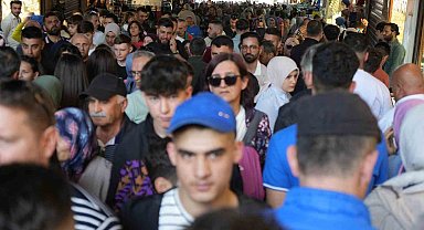 Bursa'nın tarihi mekanlarında adım atacak yer kalmadı